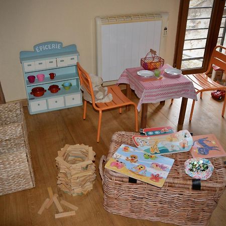 Gite De Charme En Sologne, Sejour En Famille, Jardin, Riviere, Jeux, Nature & Detente Aubigny-sur-Nere Ngoại thất bức ảnh